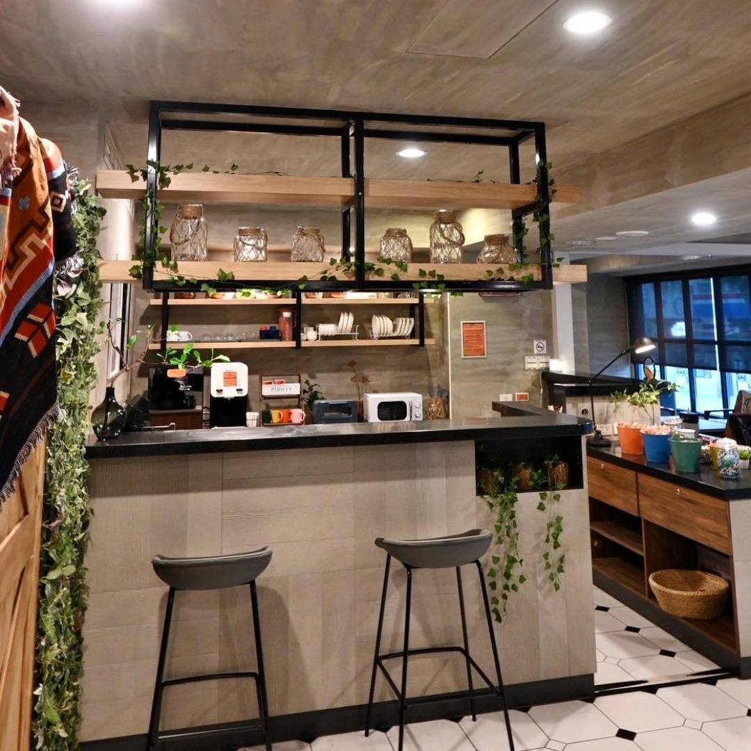 台南市北區住宿推薦|路徒行旅台南成大館|輕鬆步行到火車站,24小時休憩空間免費供應點心飲品,設施多元附洗衣房,盡享靜謐旅憩時光之路徒行旅台南成大館入住心得分享! - 第52張圖 台南市北區住宿推薦|路徒行旅台南成大館|輕鬆步行到火車站,24小時休憩空間免費供應點心飲品,設施多元附洗衣房,盡享靜謐旅憩時光之路徒行旅台南成大館入住心得分享!