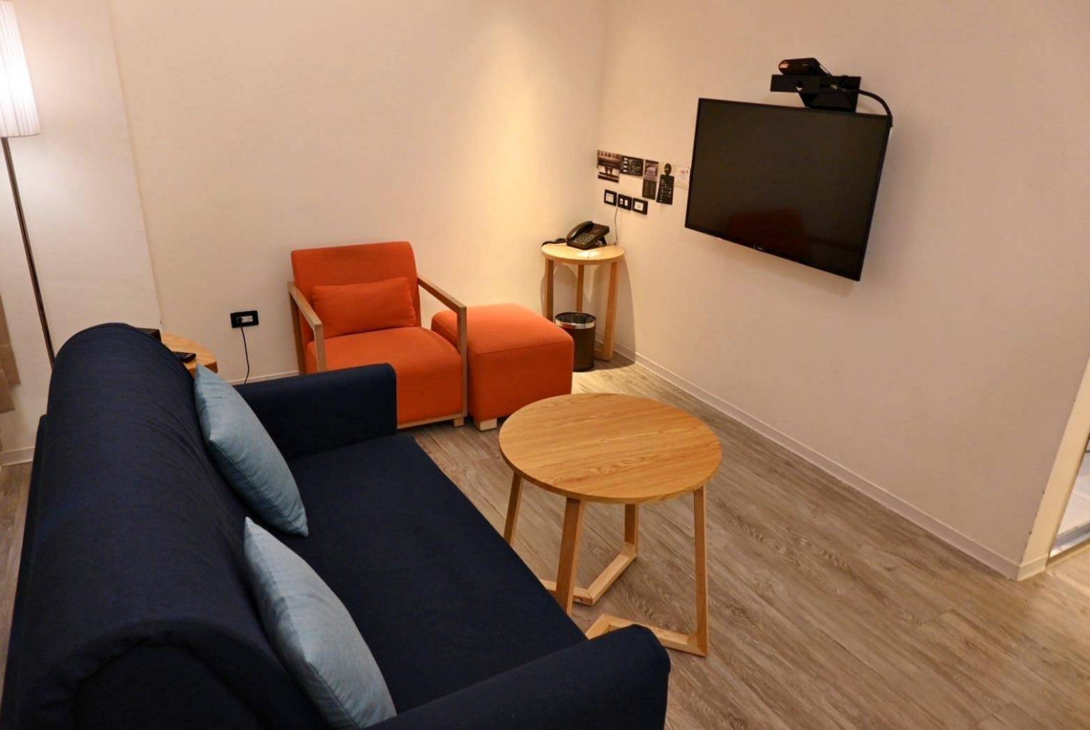 台中市西屯區住宿推薦|Hotel 7福星旅店|提供住宿客免費停車場,頂樓區域飽覽城市風貌,輕鬆步行即到逢甲夜市,吃喝玩樂生活機能便利之福星旅店入住心得分享! - 第68張圖 台中市西屯區住宿推薦|Hotel 7福星旅店|提供住宿客免費停車場,頂樓區域飽覽城市風貌,輕鬆步行即到逢甲夜市,吃喝玩樂生活機能便利之福星旅店入住心得分享!
