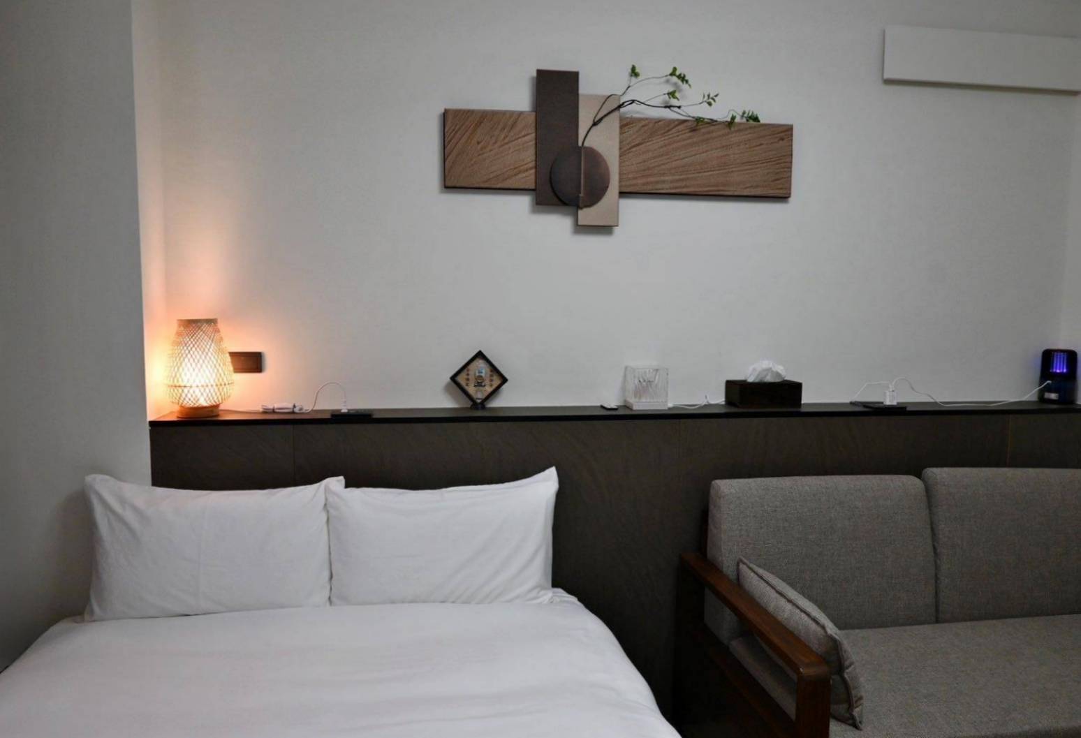 台南市安平區住宿推薦|安平胡桃民宿Anping Walnut BnB|安平區首間設有日式景觀泡腳區之台南包棟民宿,附寵物友善客房,營造舒適安謐的居住氛圍之胡桃民宿入住心得分享! - 第23張圖 台南市安平區住宿推薦|安平胡桃民宿Anping Walnut BnB|安平區首間設有日式景觀泡腳區之台南包棟民宿,附寵物友善客房,營造舒適安謐的居住氛圍之胡桃民宿入住心得分享!