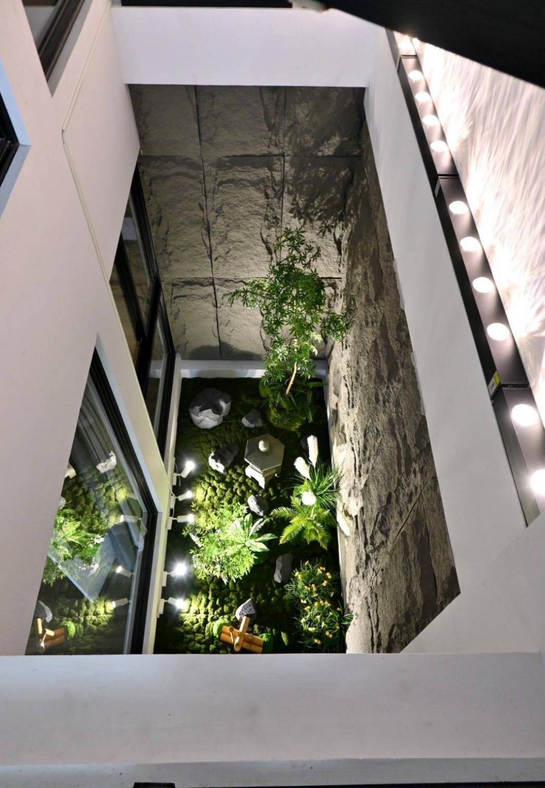 台南市安平區住宿推薦|安平胡桃民宿Anping Walnut BnB|安平區首間設有日式景觀泡腳區之台南包棟民宿,附寵物友善客房,營造舒適安謐的居住氛圍之胡桃民宿入住心得分享! - 第61張圖 台南市安平區住宿推薦|安平胡桃民宿Anping Walnut BnB|安平區首間設有日式景觀泡腳區之台南包棟民宿,附寵物友善客房,營造舒適安謐的居住氛圍之胡桃民宿入住心得分享!