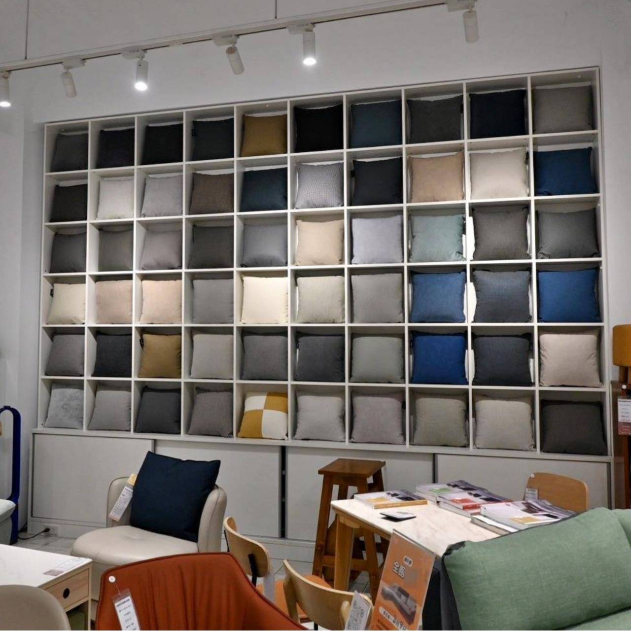 苗栗家具推薦|億家具批發倉庫苗栗店|台灣製造平價精品家具,工廠直營客製化沙發,人人可享批發價,創造舒適品味居家環境! - 第102張圖 苗栗家具推薦|億家具批發倉庫苗栗店|台灣製造平價精品家具,工廠直營客製化沙發,人人可享批發價,創造舒適品味居家環境!
