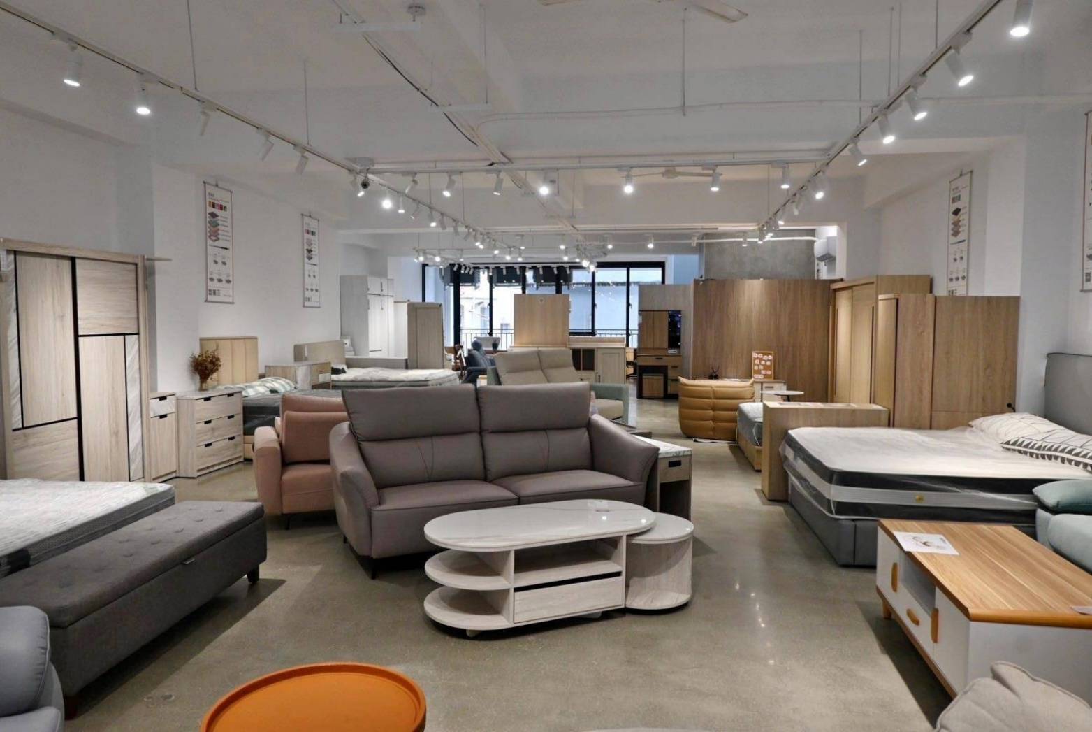 苗栗家具推薦|億家具批發倉庫苗栗店|台灣製造平價精品家具,工廠直營客製化沙發,人人可享批發價,創造舒適品味居家環境! - 第96張圖 苗栗家具推薦|億家具批發倉庫苗栗店|台灣製造平價精品家具,工廠直營客製化沙發,人人可享批發價,創造舒適品味居家環境!