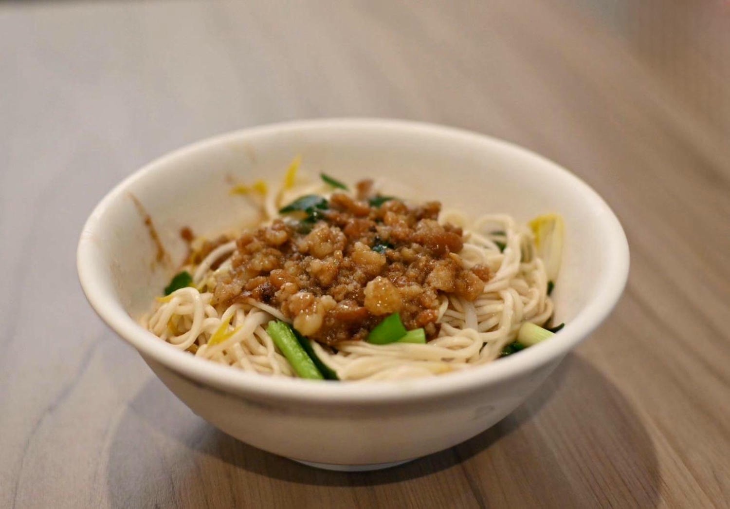 台南美食推薦|竹滬麵店(小東路無名麵店)|經典麻醬麵與滷味,高CP值平價料理、湯品麵食與滷味組合之美食饗宴! - 第29張圖 台南美食推薦|竹滬麵店(小東路無名麵店)|經典麻醬麵與滷味,高CP值平價料理、湯品麵食與滷味組合之美食饗宴!
