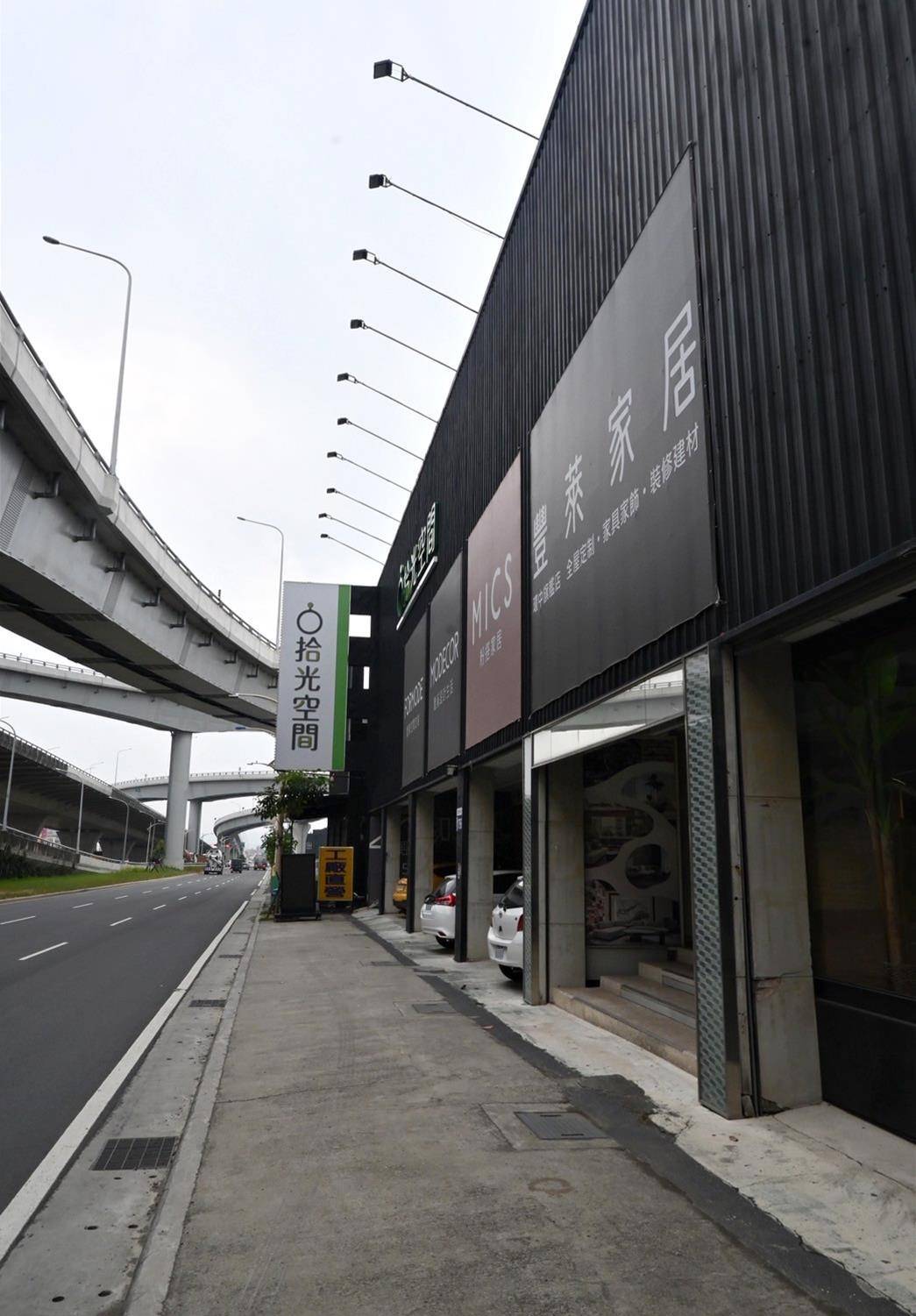 台中家具推薦|拾光空間 | Timespace 家居概念館:自營沙發工廠、木工廠、噴漆場,廠店合一全方位服務,客製化家具一站購足,輕鬆打造舒適迷人生活空間質感! - 第8張圖 台中家具推薦|拾光空間 | Timespace 家居概念館:自營沙發工廠、木工廠、噴漆場,廠店合一全方位服務,客製化家具一站購足,輕鬆打造舒適迷人生活空間質感!