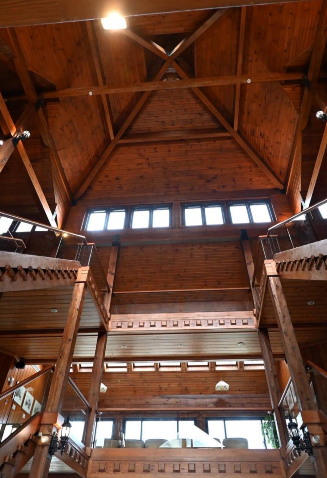 南投縣魚池鄉日月潭住宿推薦|力麗儷山林會館日月潭館|一覽日月潭絕美湖景,媲美星級料理與魚藻餐廳特色美食之儷山林會館日月潭館開箱分享! - 第14張圖 南投縣魚池鄉日月潭住宿推薦|力麗儷山林會館日月潭館|一覽日月潭絕美湖景,媲美星級料理與魚藻餐廳特色美食之儷山林會館日月潭館開箱分享!
