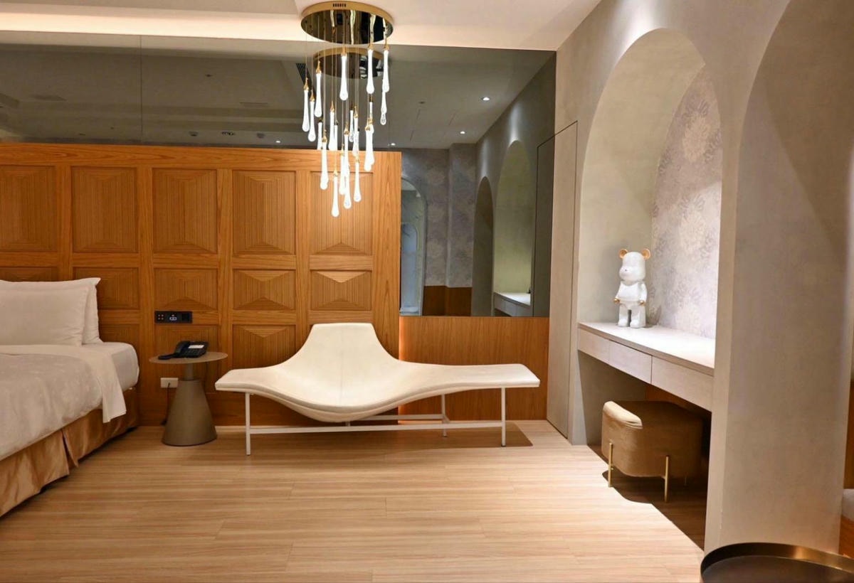 台中市西屯區住宿推薦|朵茉行館DoMo Hotel|台中豪宅式藝術酒店,一泊一食,提供賓至如歸的舒適體驗之朵茉行館開箱分享! - 第41張圖 台中市西屯區住宿推薦|朵茉行館DoMo Hotel|台中豪宅式藝術酒店,一泊一食,提供賓至如歸的舒適體驗之朵茉行館開箱分享!