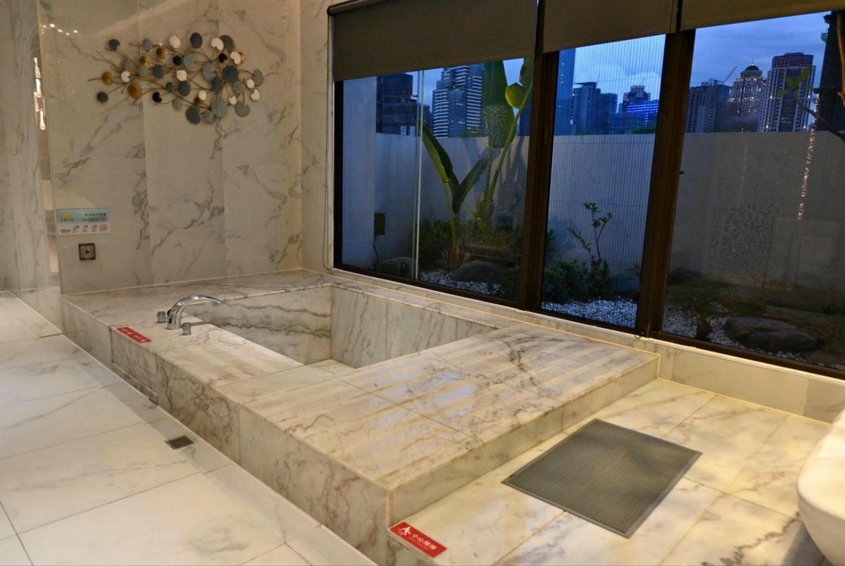 台中市西屯區住宿推薦|朵茉行館DoMo Hotel|台中豪宅式藝術酒店,一泊一食,提供賓至如歸的舒適體驗之朵茉行館開箱分享! - 第58張圖 台中市西屯區住宿推薦|朵茉行館DoMo Hotel|台中豪宅式藝術酒店,一泊一食,提供賓至如歸的舒適體驗之朵茉行館開箱分享!