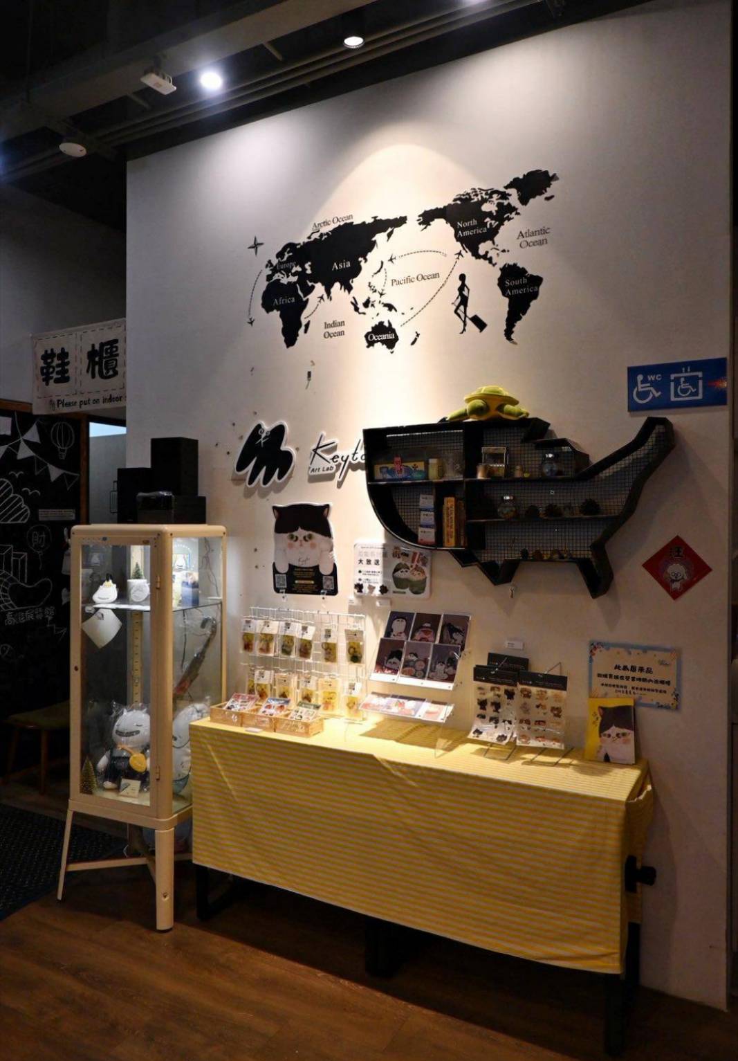 高雄市新興區住宿推薦|承億文旅小承輕旅|風格設計旅宿,步行可達六合夜市,美麗島捷運站旁,吃喝玩樂一應俱全之小承輕旅入住心得! - 第54張圖 高雄市新興區住宿推薦|承億文旅小承輕旅|風格設計旅宿,步行可達六合夜市,美麗島捷運站旁,吃喝玩樂一應俱全之小承輕旅入住心得!
