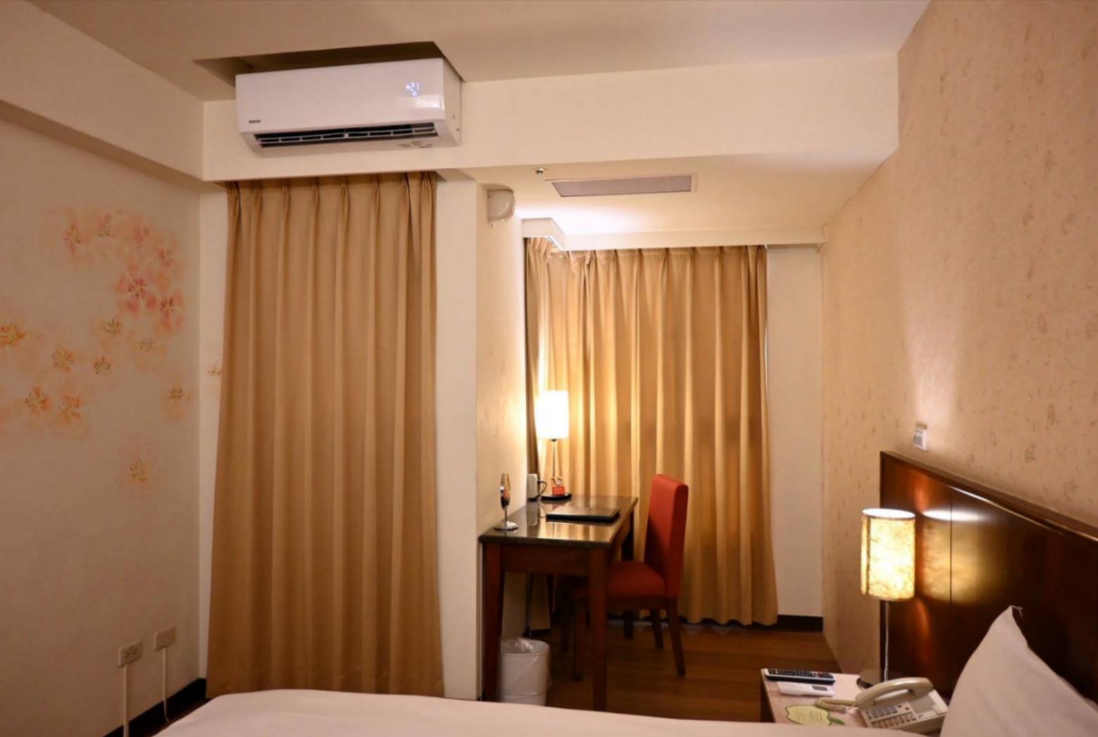 台中市西屯區住宿推薦|文華道會館In One City Inn|免費停車設施多元附舒緩泡腳池,步行即達逢甲夜市,吃喝玩樂、生活機能便利的文華道會館入住心得分享! - 第64張圖 台中市西屯區住宿推薦|文華道會館In One City Inn|免費停車設施多元附舒緩泡腳池,步行即達逢甲夜市,吃喝玩樂、生活機能便利的文華道會館入住心得分享!