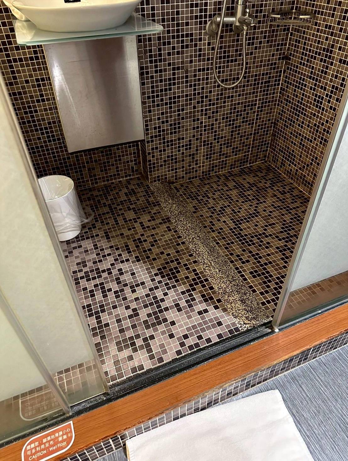 台中市西屯區住宿推薦|文華道會館In One City Inn|免費停車設施多元附舒緩泡腳池,步行即達逢甲夜市,吃喝玩樂、生活機能便利的文華道會館入住心得分享! - 第29張圖 台中市西屯區住宿推薦|文華道會館In One City Inn|免費停車設施多元附舒緩泡腳池,步行即達逢甲夜市,吃喝玩樂、生活機能便利的文華道會館入住心得分享!