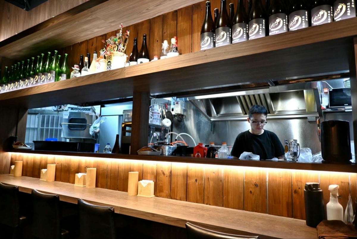 台中居酒屋推薦|台中市西區miso izakaya日式串燒居酒屋美村店|主打炭火串燒,主廚手作多樣炸物及煮物美食,創意日式料理饗宴,一吃就愛上! - 第13張圖 台中居酒屋推薦|台中市西區miso izakaya日式串燒居酒屋美村店|主打炭火串燒,主廚手作多樣炸物及煮物美食,創意日式料理饗宴,一吃就愛上!