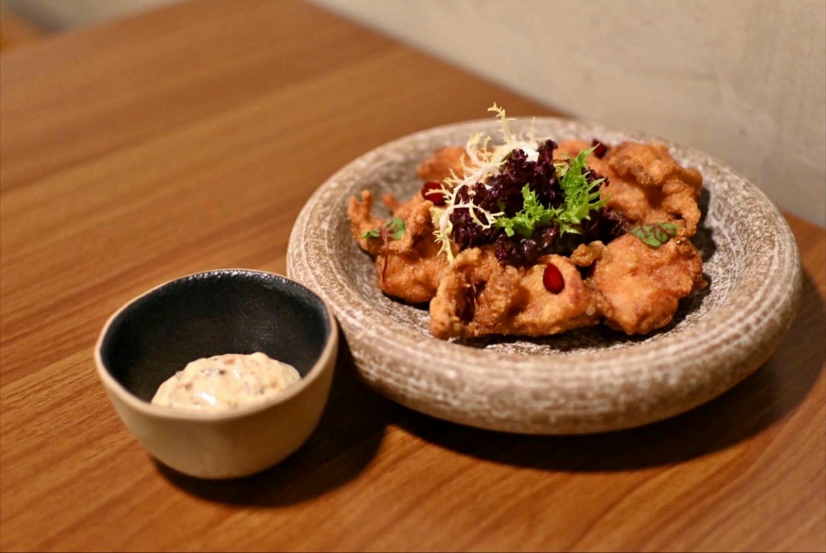 台中異國料理推薦|台中市西區居無定所餐廳|主廚匠心手作海鮮、唐揚雞、鴨胸、釜飯、特調飲品,創意美食饗宴,讓人一吃成主顧! - 第42張圖 台中異國料理推薦|台中市西區居無定所餐廳|主廚匠心手作海鮮、唐揚雞、鴨胸、釜飯、特調飲品,創意美食饗宴,讓人一吃成主顧!