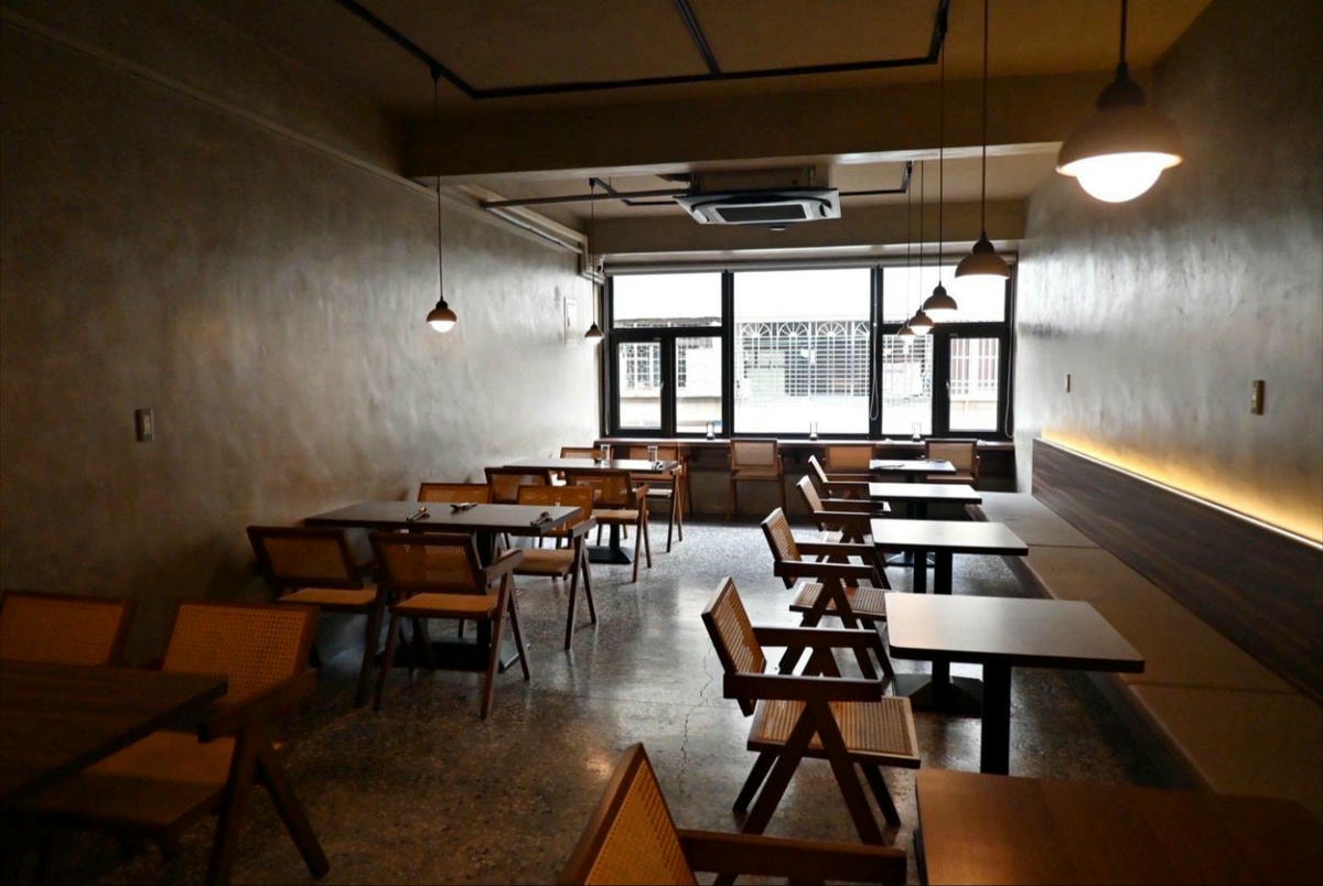 台中異國料理推薦|台中市西區居無定所餐廳|主廚匠心手作海鮮、唐揚雞、鴨胸、釜飯、特調飲品,創意美食饗宴,讓人一吃成主顧! - 第25張圖 台中異國料理推薦|台中市西區居無定所餐廳|主廚匠心手作海鮮、唐揚雞、鴨胸、釜飯、特調飲品,創意美食饗宴,讓人一吃成主顧!