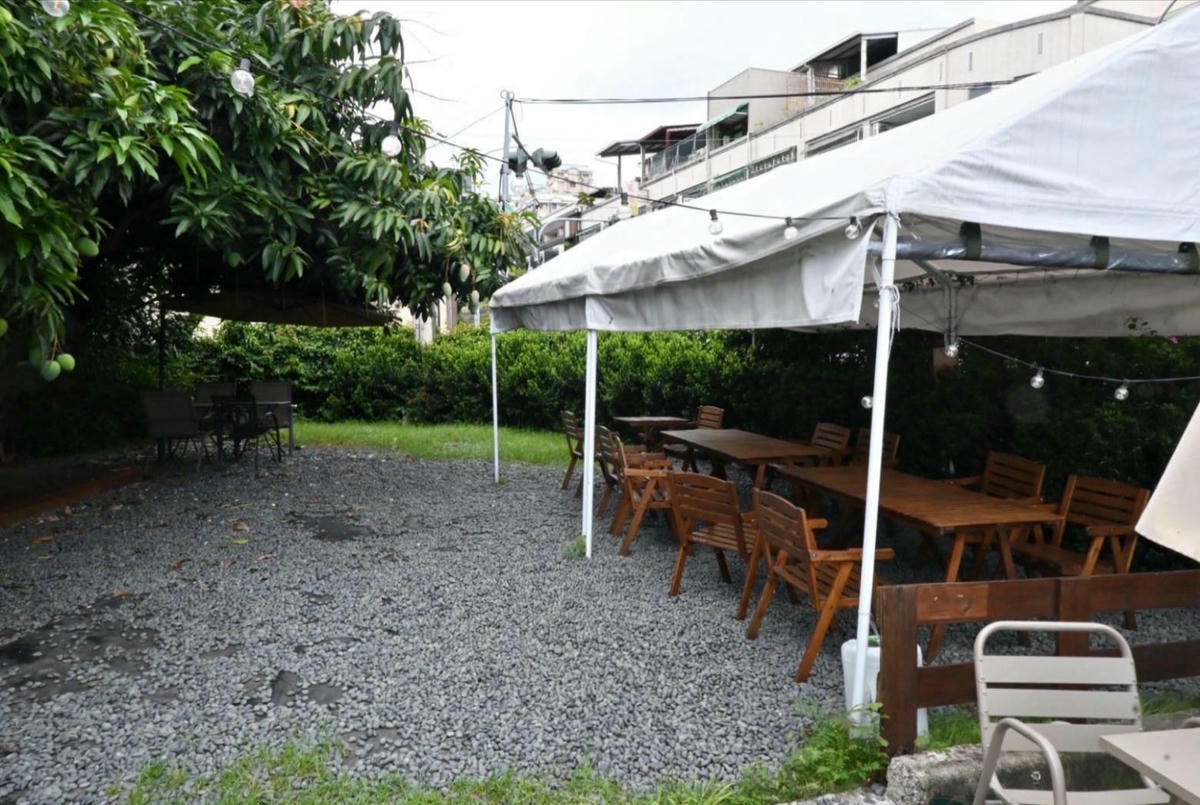 台中義式料理推薦|台中市大里區食久。茶事|溫馨綠意貨櫃屋餐廳,義大利麵、甜點、特調飲品通通有,一吃成癮、流連忘返的創意料理! - 第9張圖 台中義式料理推薦|台中市大里區食久。茶事|溫馨綠意貨櫃屋餐廳,義大利麵、甜點、特調飲品通通有,一吃成癮、流連忘返的創意料理!