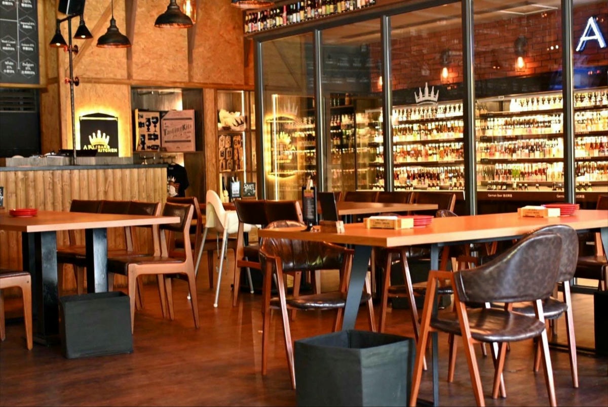 台中餐酒館推薦|台中市西區ABV Bar & Kitchen地中海餐酒館台中概念店|全台唯一700款啤酒長廊,主打地中海料理,創意歐陸美味饗宴,一吃就愛上! - 第66張圖 台中餐酒館推薦|台中市西區ABV Bar & Kitchen地中海餐酒館台中概念店|全台唯一700款啤酒長廊,主打地中海料理,創意歐陸美味饗宴,一吃就愛上!