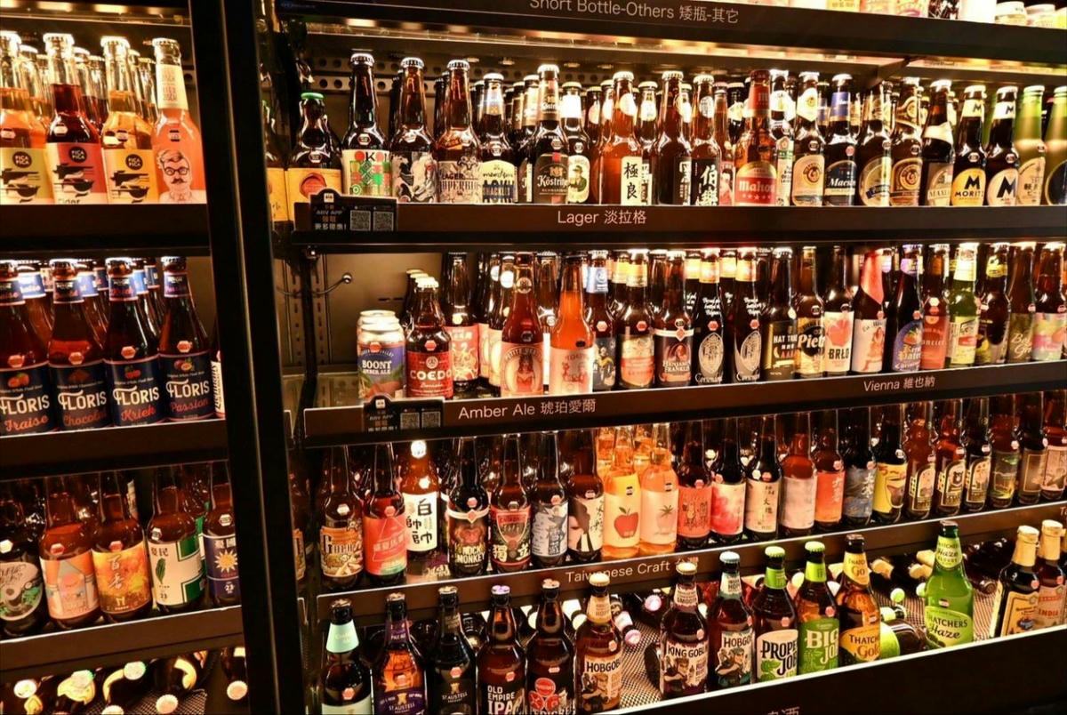 台中餐酒館推薦|台中市西區ABV Bar & Kitchen地中海餐酒館台中概念店|全台唯一700款啤酒長廊,主打地中海料理,創意歐陸美味饗宴,一吃就愛上! - 第71張圖 台中餐酒館推薦|台中市西區ABV Bar & Kitchen地中海餐酒館台中概念店|全台唯一700款啤酒長廊,主打地中海料理,創意歐陸美味饗宴,一吃就愛上!