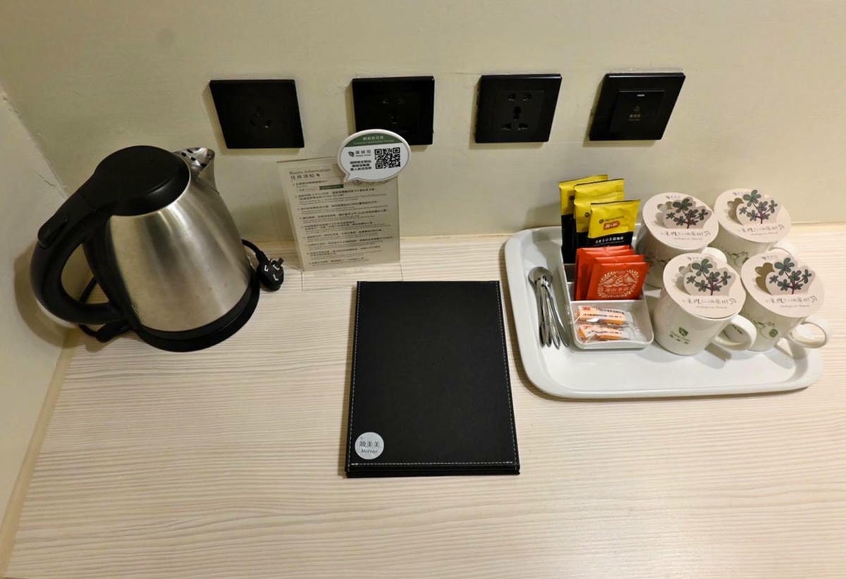 台中市西屯區住宿推薦|台中逢甲住宿.葉綠宿旅館Green Hotel|步行逢甲夜市,電梯豪華四人房一泊一食,逢甲吃喝玩樂、生活機能便利入住心得分享! - 第30張圖 台中市西屯區住宿推薦|台中逢甲住宿.葉綠宿旅館Green Hotel|步行逢甲夜市,電梯豪華四人房一泊一食,逢甲吃喝玩樂、生活機能便利入住心得分享!