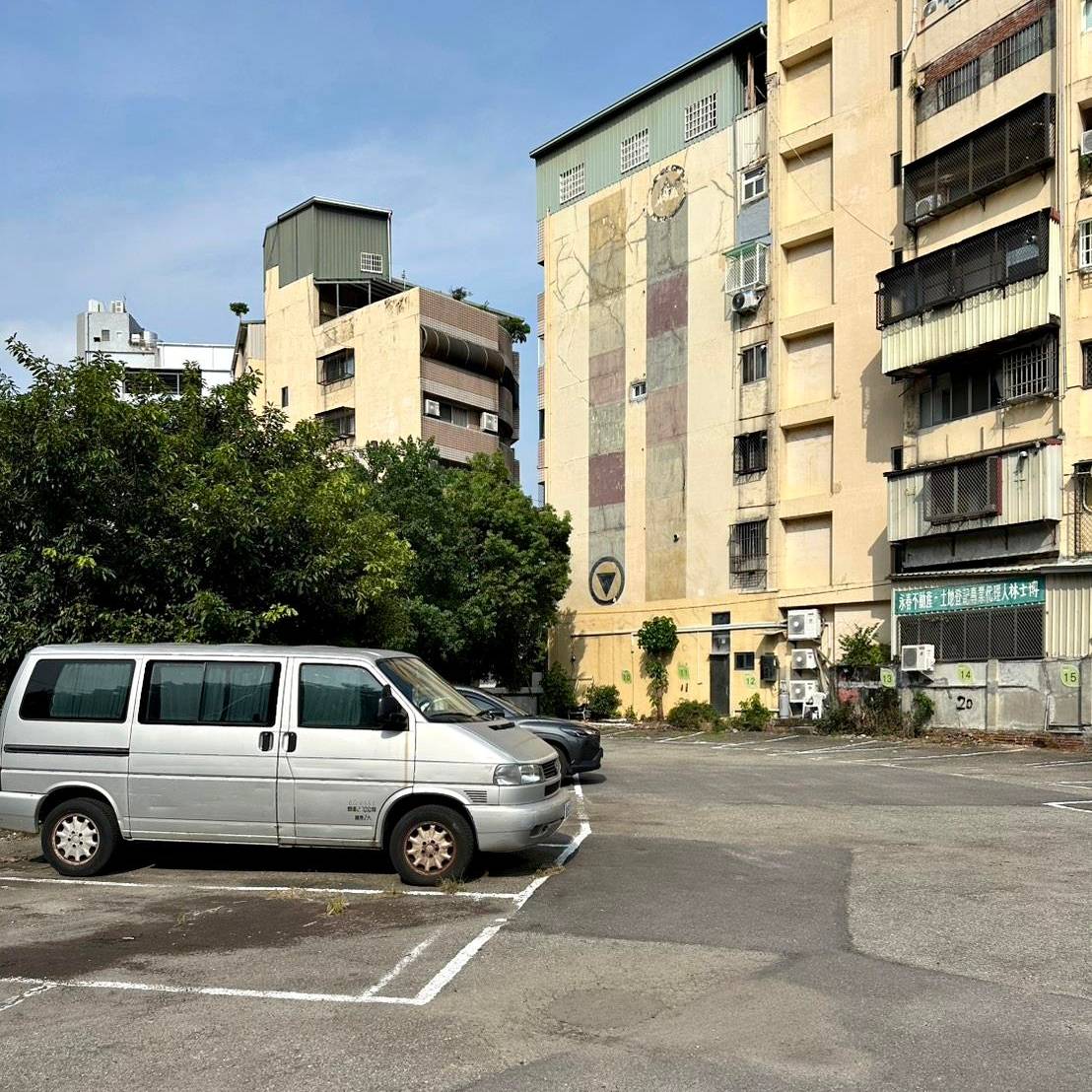 台中市西屯區住宿推薦|台中逢甲住宿.葉綠宿旅館Green Hotel|步行逢甲夜市,電梯豪華四人房一泊一食,逢甲吃喝玩樂、生活機能便利入住心得分享! - 第15張圖 台中市西屯區住宿推薦|台中逢甲住宿.葉綠宿旅館Green Hotel|步行逢甲夜市,電梯豪華四人房一泊一食,逢甲吃喝玩樂、生活機能便利入住心得分享!