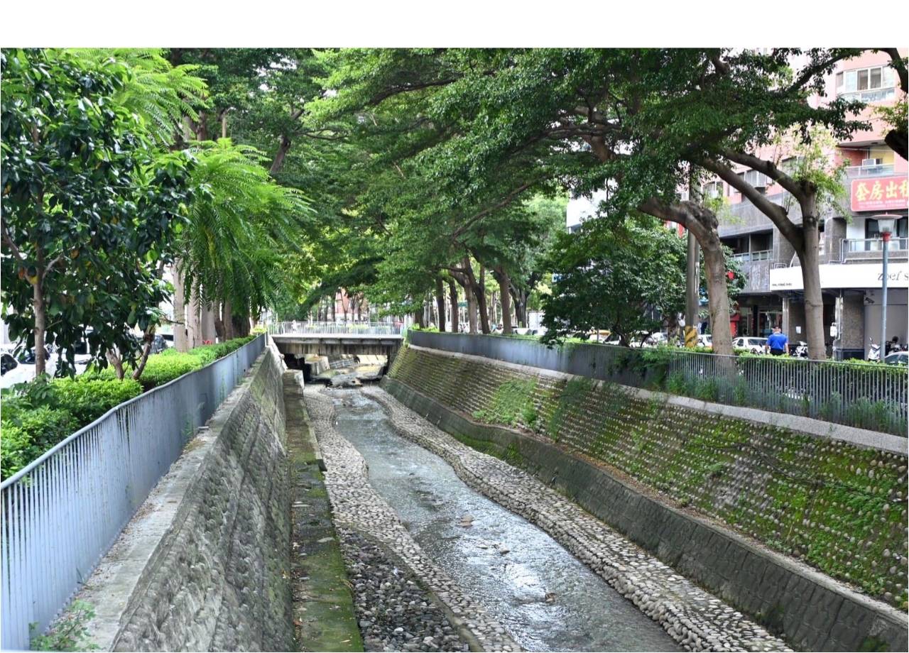 台中市西屯區住宿推薦|台中逢甲住宿.葉綠宿旅館Green Hotel|步行逢甲夜市,電梯豪華四人房一泊一食,逢甲吃喝玩樂、生活機能便利入住心得分享! - 第78張圖 台中市西屯區住宿推薦|台中逢甲住宿.葉綠宿旅館Green Hotel|步行逢甲夜市,電梯豪華四人房一泊一食,逢甲吃喝玩樂、生活機能便利入住心得分享!