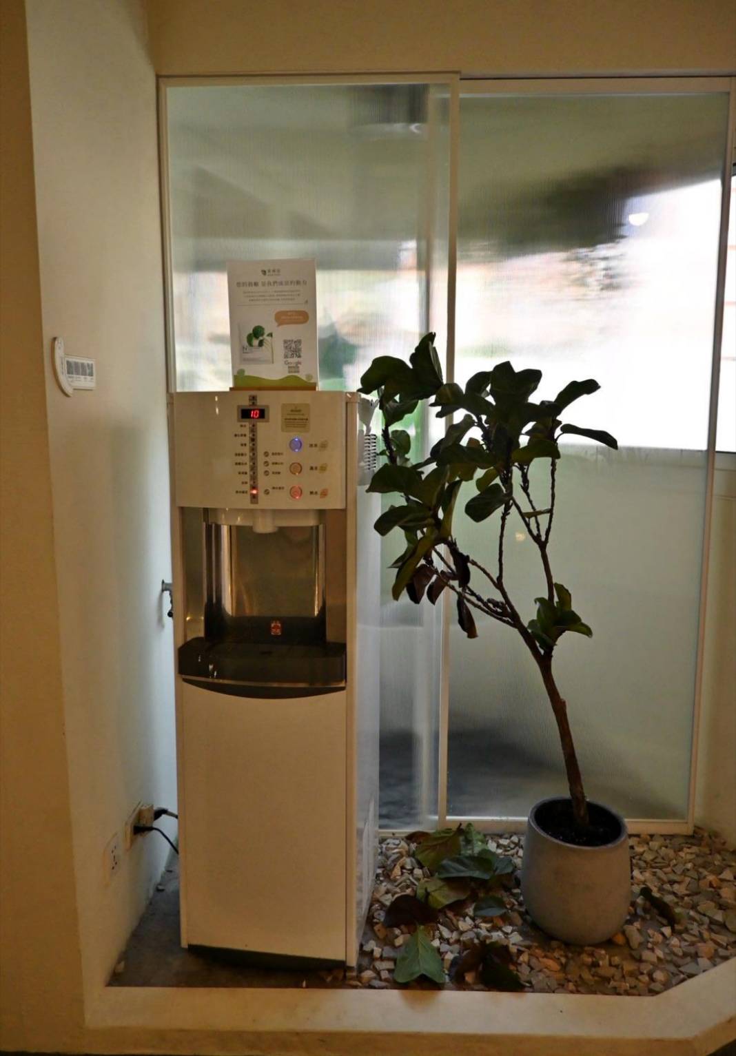 台中市西屯區住宿推薦|台中逢甲住宿.葉綠宿旅館Green Hotel|步行逢甲夜市,電梯豪華四人房一泊一食,逢甲吃喝玩樂、生活機能便利入住心得分享! - 第19張圖 台中市西屯區住宿推薦|台中逢甲住宿.葉綠宿旅館Green Hotel|步行逢甲夜市,電梯豪華四人房一泊一食,逢甲吃喝玩樂、生活機能便利入住心得分享!