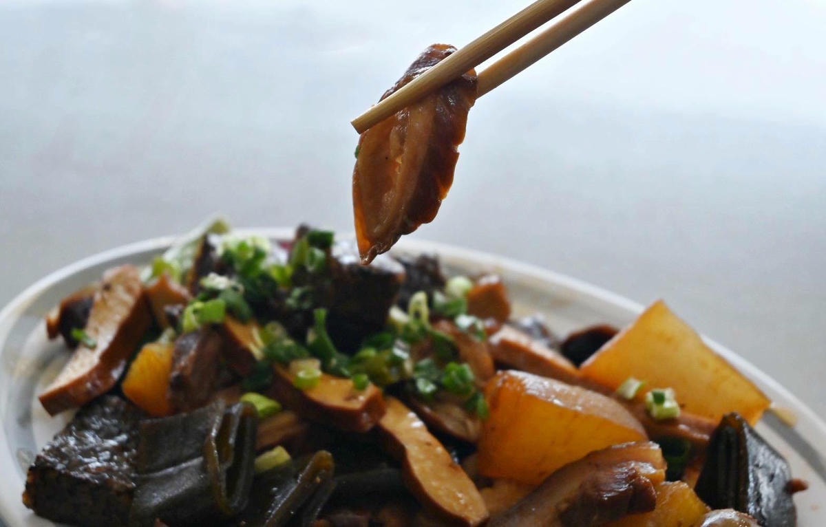 嘉義太保市銅板美食推薦|幸福麵館|必吃獨家秘醬滷味,滷肉飯、板條、比臉大雞排、肝連湯,暖心暖胃一試成主顧,嘉義宵夜小吃人氣愛店! - 第54張圖 嘉義太保市銅板美食推薦|幸福麵館|必吃獨家秘醬滷味,滷肉飯、板條、比臉大雞排、肝連湯,暖心暖胃一試成主顧,嘉義宵夜小吃人氣愛店!