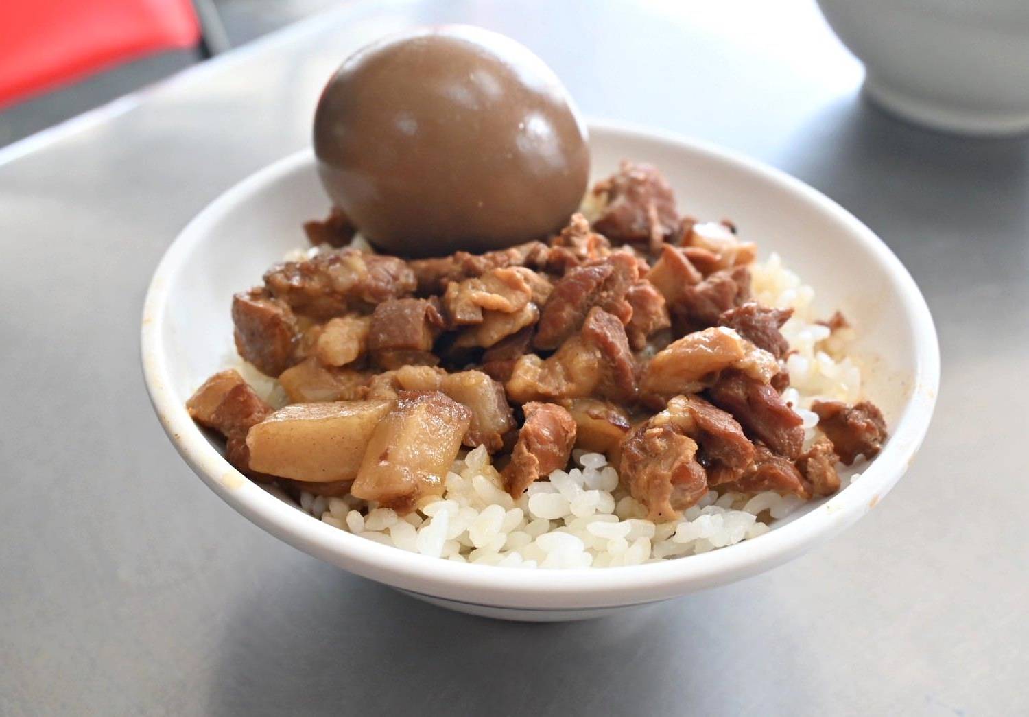 嘉義太保市銅板美食推薦|幸福麵館|必吃獨家秘醬滷味,滷肉飯、板條、比臉大雞排、肝連湯,暖心暖胃一試成主顧,嘉義宵夜小吃人氣愛店! - 第22張圖 嘉義太保市銅板美食推薦|幸福麵館|必吃獨家秘醬滷味,滷肉飯、板條、比臉大雞排、肝連湯,暖心暖胃一試成主顧,嘉義宵夜小吃人氣愛店!