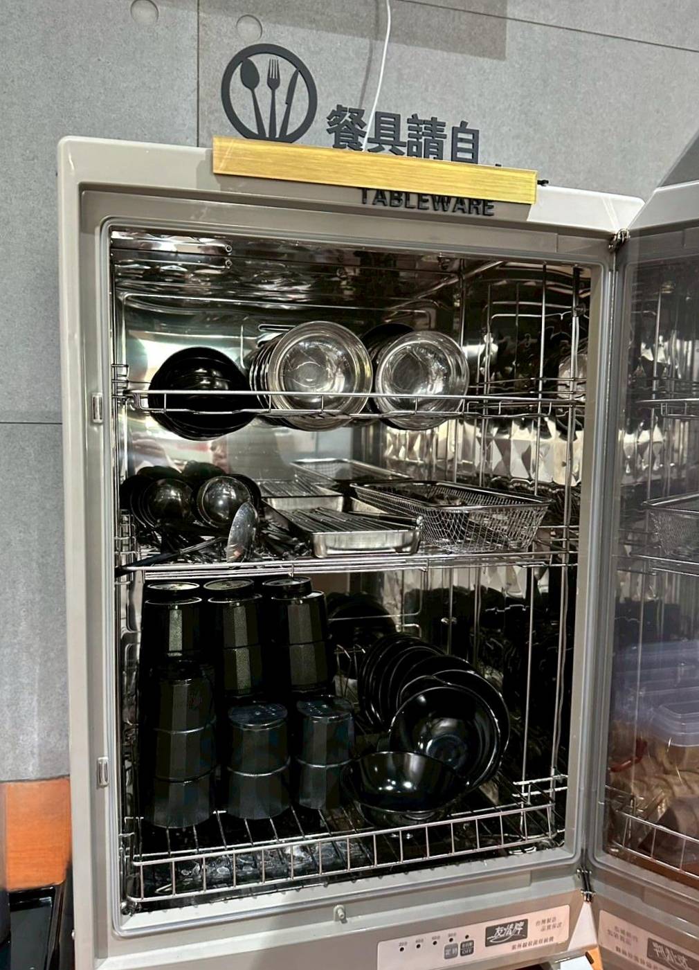 台中龍井區銅板美食推薦|台北江麻辣臭豆腐專賣舖新光田中社店|內用外帶皆可,自選湯底、豆腐鍋與經典火鍋料,暖心暖胃一試成主顧! - 第6張圖 台中龍井區銅板美食推薦|台北江麻辣臭豆腐專賣舖新光田中社店|內用外帶皆可,自選湯底、豆腐鍋與經典火鍋料,暖心暖胃一試成主顧!