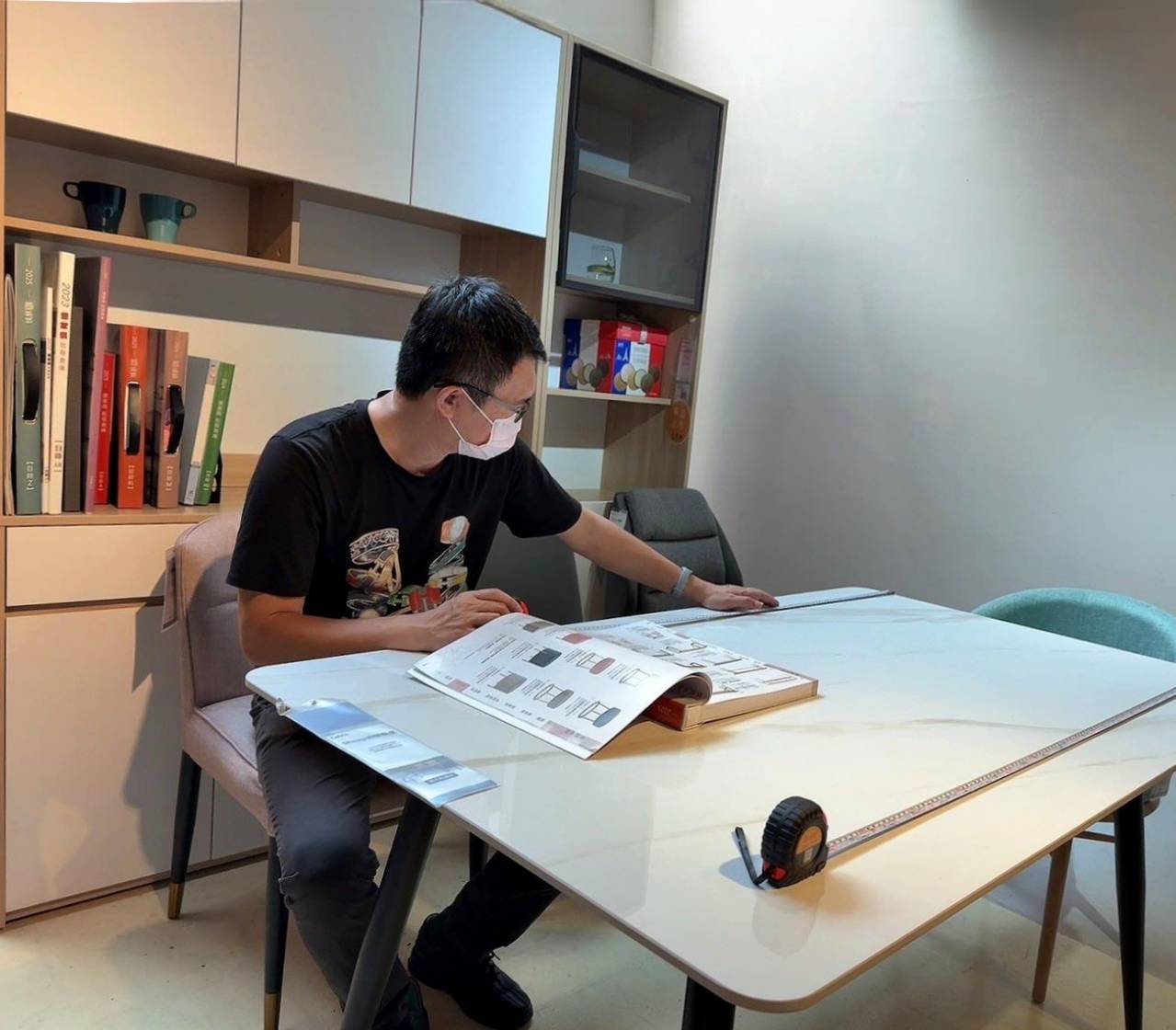 台北家具推薦｜億家具批發倉庫中山店｜平價台灣製直營家具，客製化沙發輕鬆打造質感居家！