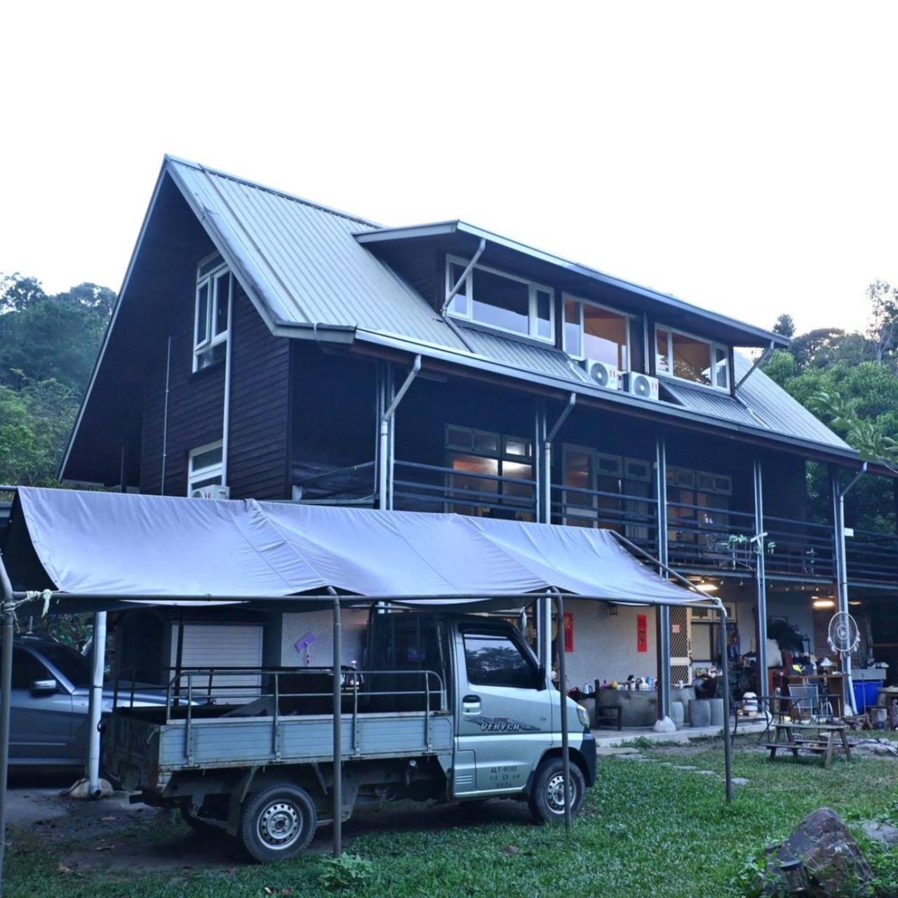南投埔里住宿推薦｜江山樂活Lohas民宿｜青山環抱綠意，寵物友善悠然之美好入住心得！