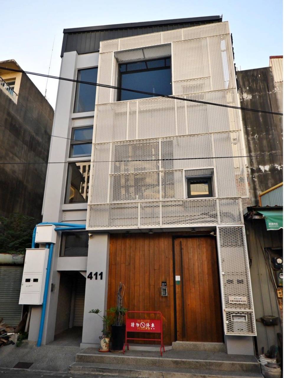 彰化市住宿推薦|華宿行館|鄰近彰化車站、商圈便利,彰化街區旅遊入住心得! - 第4張圖 彰化市住宿推薦|華宿行館|鄰近彰化車站、商圈便利,彰化街區旅遊入住心得!