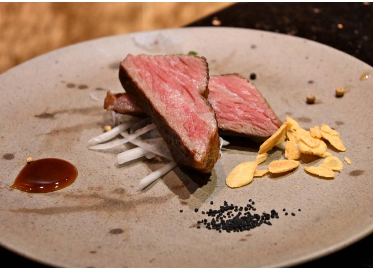 台北大安區住宿推薦｜福容大飯店台北一館｜台北市唯一天然溫泉湯池，星級料理與中西日式特色餐廳，全方位入住開箱！
