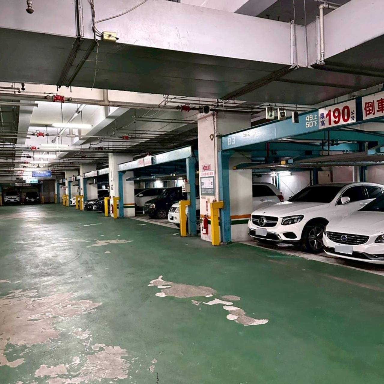 台中市西區住宿推薦|伊麗莎白酒店|比鄰廣三SOGO百貨,悠閒一隅免費咖啡飲品隨手暢飲,住宿開箱分享! - 第9張圖 台中市西區住宿推薦|伊麗莎白酒店|比鄰廣三SOGO百貨,悠閒一隅免費咖啡飲品隨手暢飲,住宿開箱分享!
