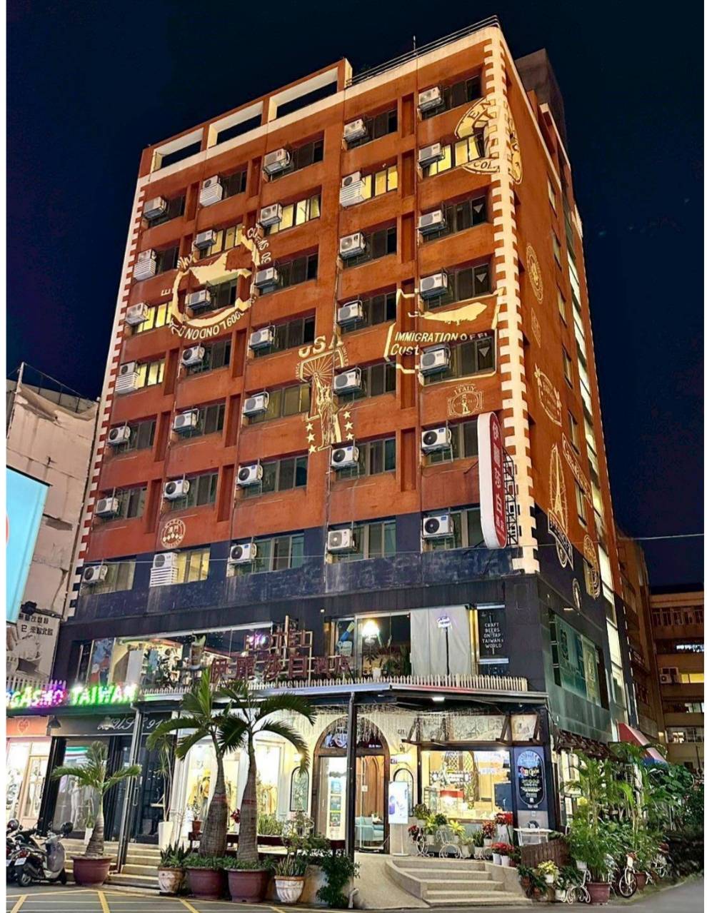 台中市西區住宿推薦|伊麗莎白酒店|比鄰廣三SOGO百貨,悠閒一隅免費咖啡飲品隨手暢飲,住宿開箱分享! - 第5張圖 台中市西區住宿推薦|伊麗莎白酒店|比鄰廣三SOGO百貨,悠閒一隅免費咖啡飲品隨手暢飲,住宿開箱分享!