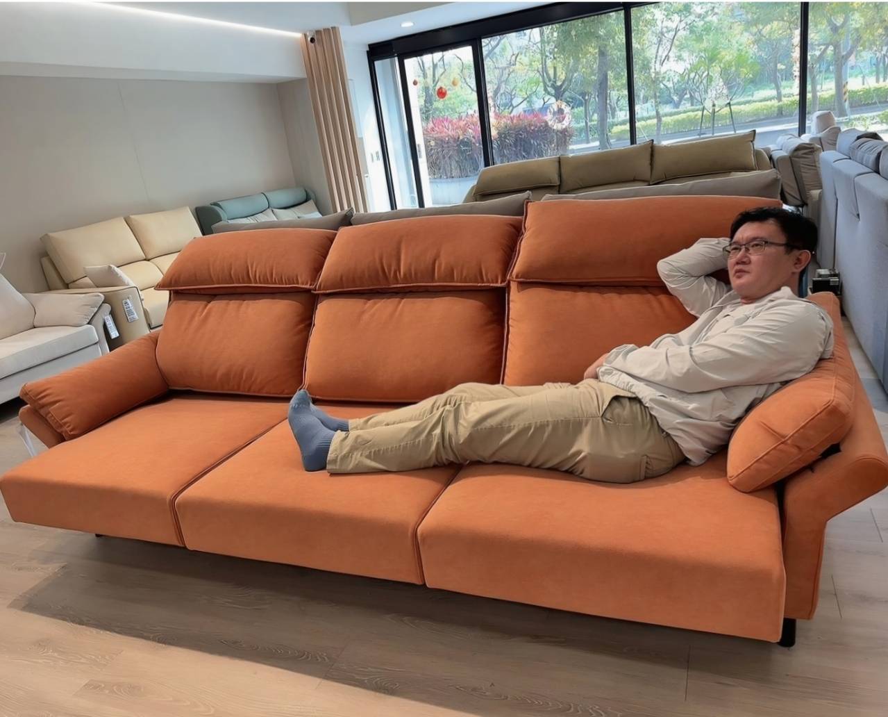 桃園沙發推薦:IJA愛加沙發桃園店,30年工匠打造台灣製造手工沙發,L型、一字型、貓抓布客製化沙發 10 年保固全解析 - 第60張圖 桃園沙發推薦:IJA愛加沙發桃園店,30年工匠打造台灣製造手工沙發,L型、一字型、貓抓布客製化沙發 10 年保固全解析