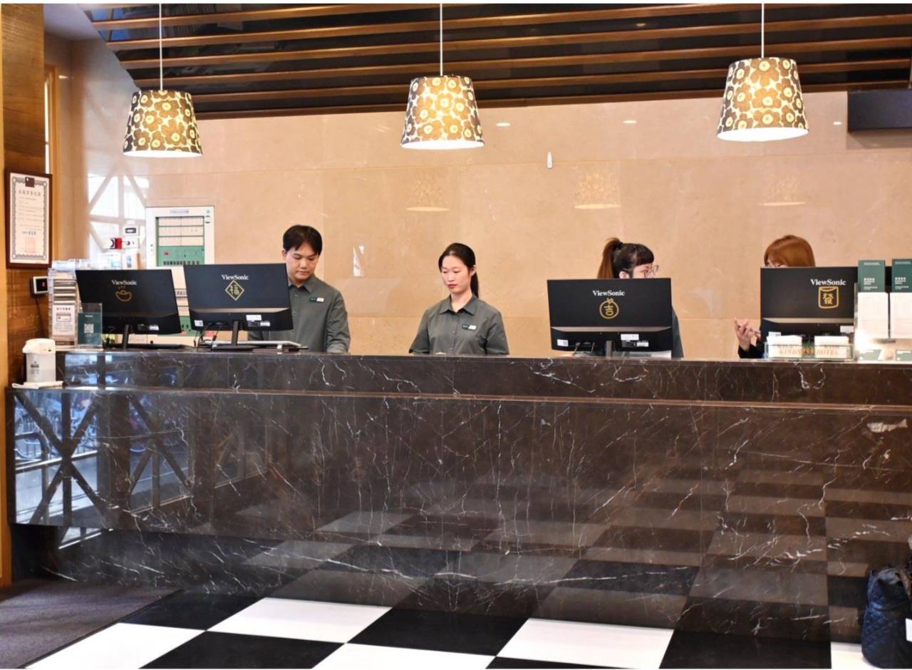 台南中西區住宿推薦|康橋商旅赤崁樓館|早餐晚點心吃到飽、附停車場,24小時下午茶、自助洗衣開箱! - 第17張圖 台南中西區住宿推薦|康橋商旅赤崁樓館|早餐晚點心吃到飽、附停車場,24小時下午茶、自助洗衣開箱!
