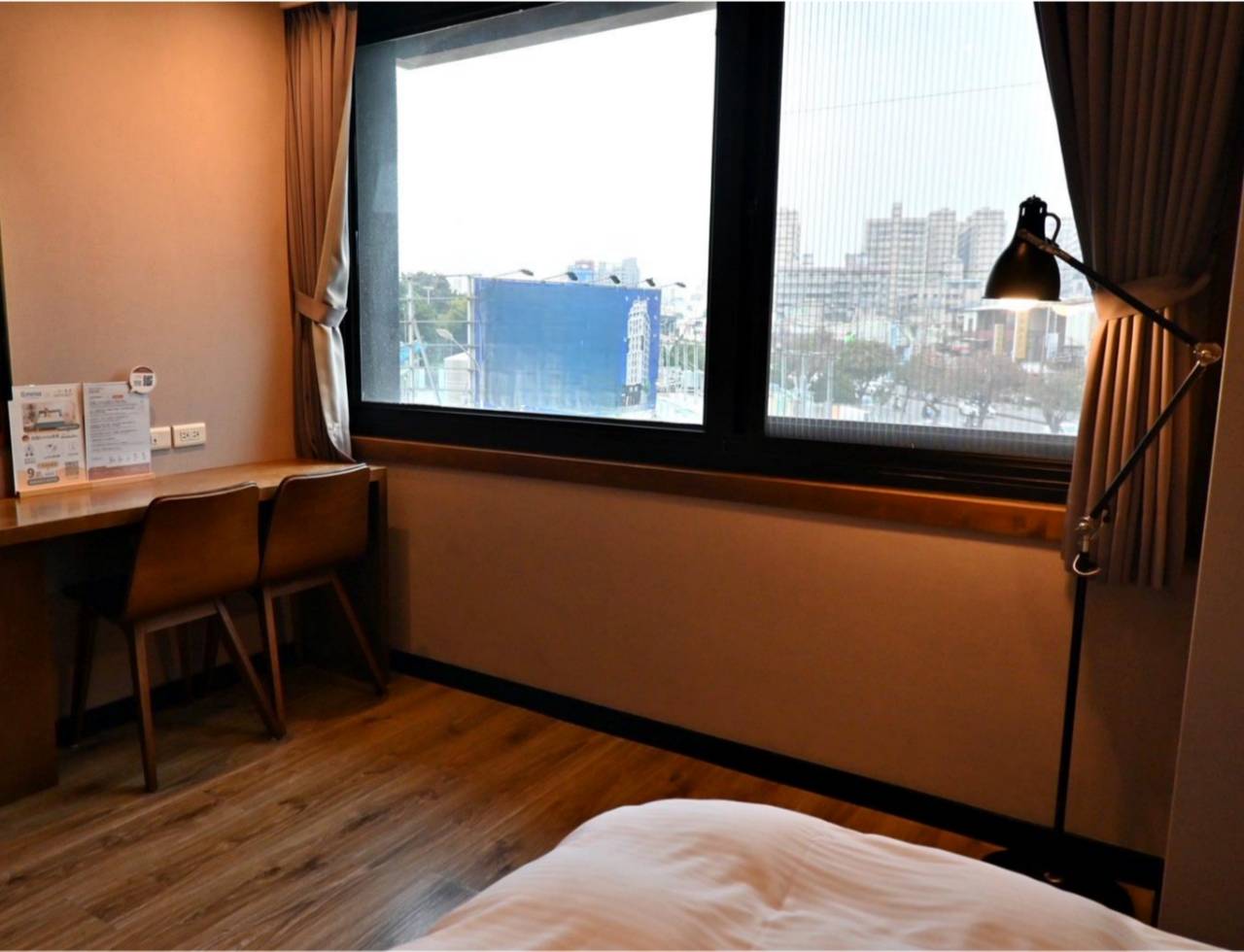 台中一中商圈住宿推薦|一中漫走旅店Easylazy Inn|步行逛一中商圈,鄰近美食,舒適客房與溫馨空間開箱! - 第77張圖 台中一中商圈住宿推薦|一中漫走旅店Easylazy Inn|步行逛一中商圈,鄰近美食,舒適客房與溫馨空間開箱!