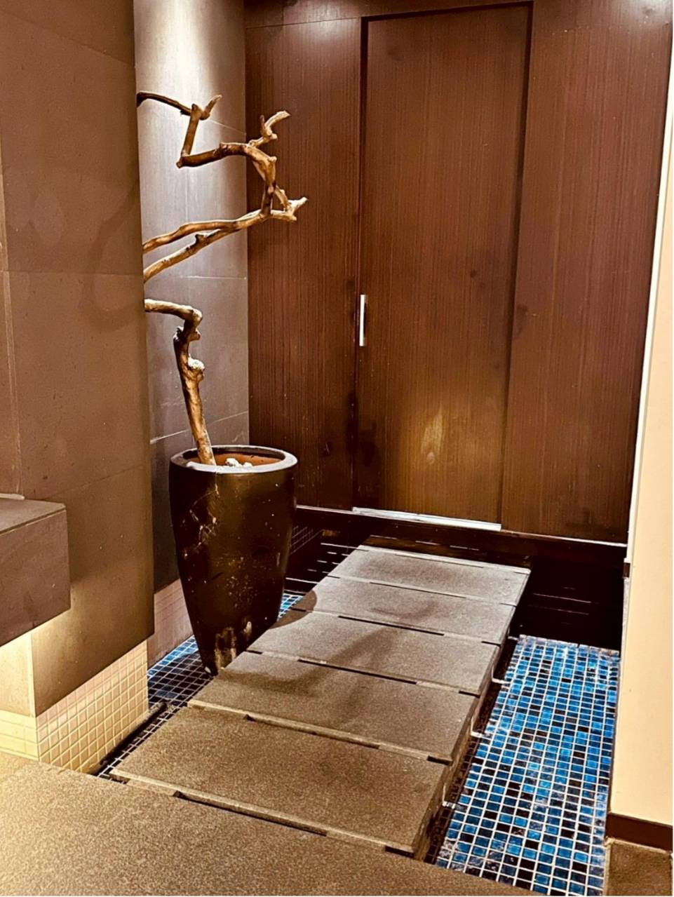 台南住宿推薦|歐薇汽車旅館O’well Motel|親子旅遊、情侶必住旗艦套房開箱,寬敞舒適全解析! - 第38張圖 台南住宿推薦|歐薇汽車旅館O’well Motel|親子旅遊、情侶必住旗艦套房開箱,寬敞舒適全解析!