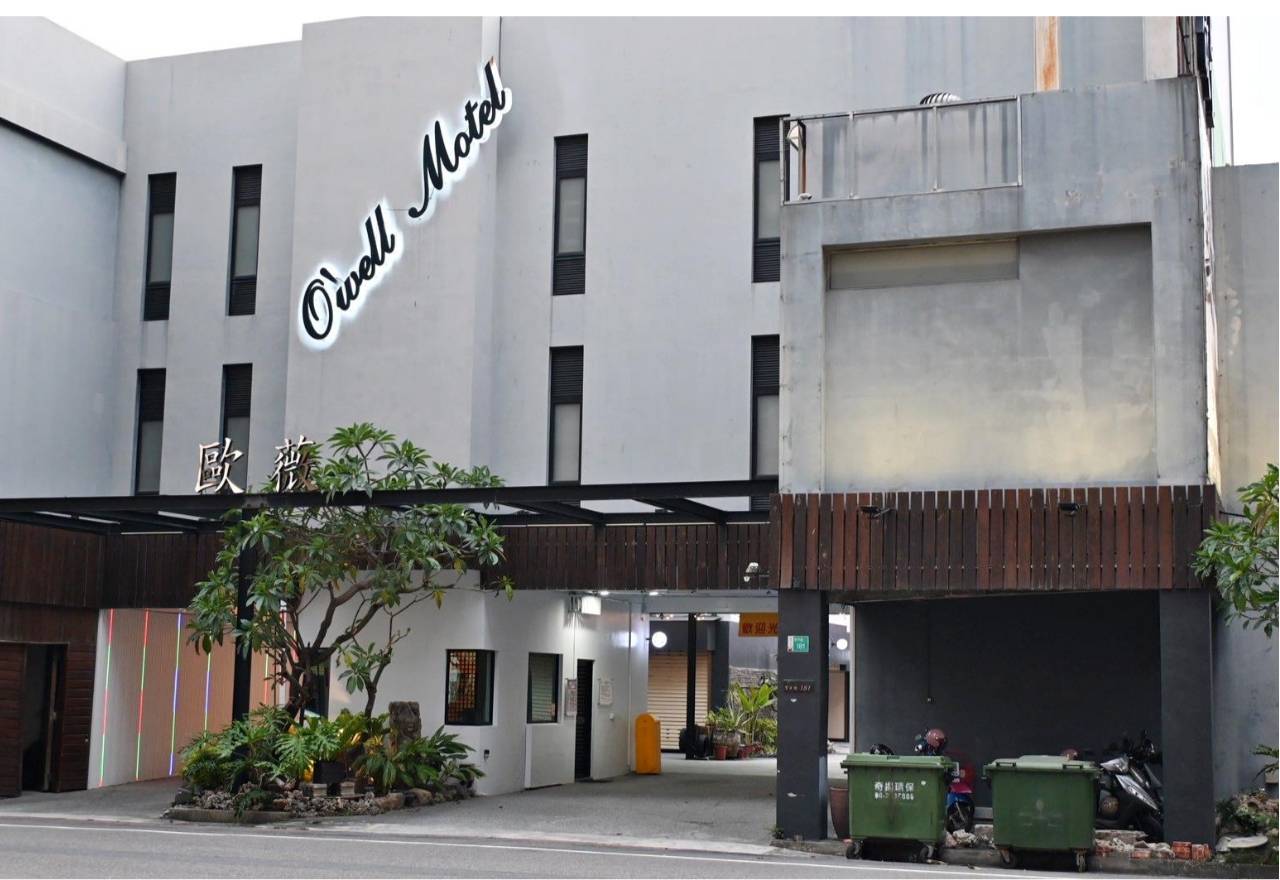 台南住宿推薦|歐薇汽車旅館O’well Motel|親子旅遊、情侶必住旗艦套房開箱,寬敞舒適全解析! - 第17張圖 台南住宿推薦|歐薇汽車旅館O’well Motel|親子旅遊、情侶必住旗艦套房開箱,寬敞舒適全解析!