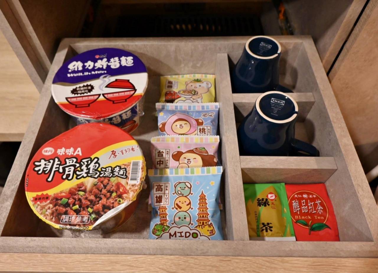 台南北區住宿推薦|府城窩旅開箱|近台南火車站、室內泡泡屋拍照打卡、雙人房、自助洗衣便利! - 第17張圖 台南北區住宿推薦|府城窩旅開箱|近台南火車站、室內泡泡屋拍照打卡、雙人房、自助洗衣便利!