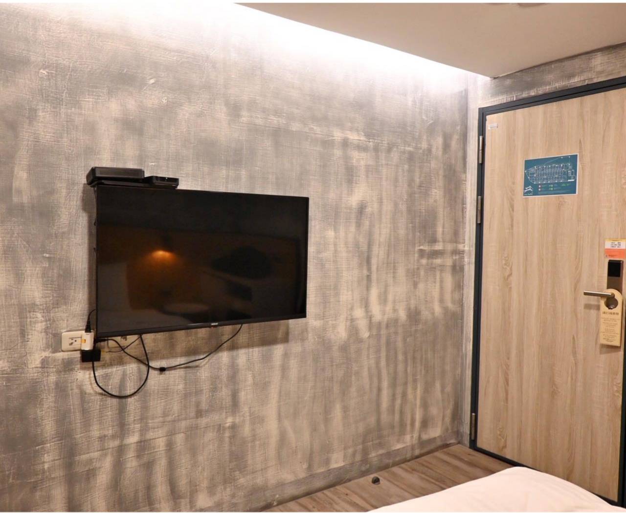 台南北區住宿推薦|府城窩旅開箱|近台南火車站、室內泡泡屋拍照打卡、雙人房、自助洗衣便利! - 第22張圖 台南北區住宿推薦|府城窩旅開箱|近台南火車站、室內泡泡屋拍照打卡、雙人房、自助洗衣便利!
