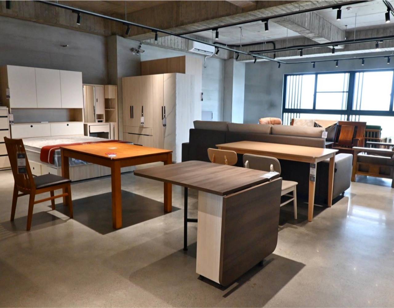 嘉義家具推薦|億家具批發倉庫嘉義店開箱|台灣製直營家具,平價客製化沙發打造質感居家! - 第46張圖 嘉義家具推薦|億家具批發倉庫嘉義店開箱|台灣製直營家具,平價客製化沙發打造質感居家!