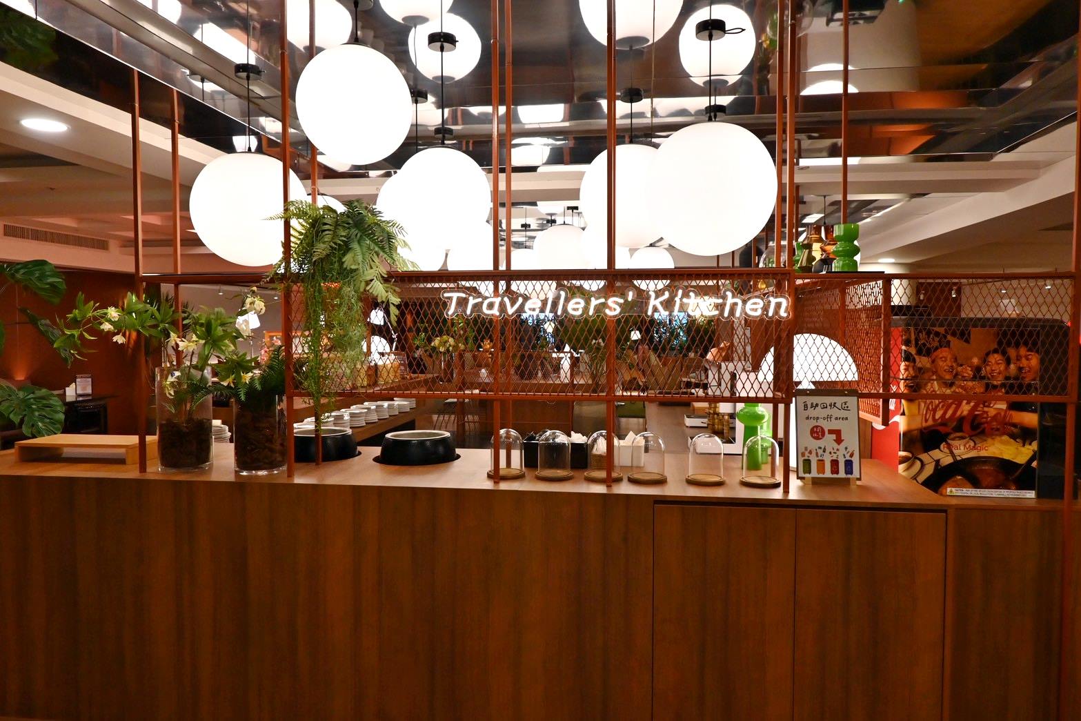 台中北區住宿推薦｜丰森飯店（丰居一中）VIA HOTEL開箱｜一中商圈住宿、旅人廚房與房型設施完整分享！