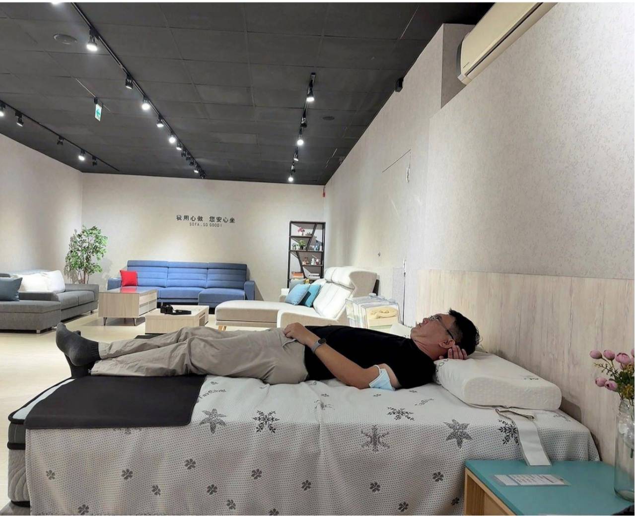 台南沙發推薦|坐又銘沙發永康中正門市開箱|電動沙發、手工沙發、貓抓布沙發、舒眠床墊一次體驗! - 第67張圖 台南沙發推薦|坐又銘沙發永康中正門市開箱|電動沙發、手工沙發、貓抓布沙發、舒眠床墊一次體驗!